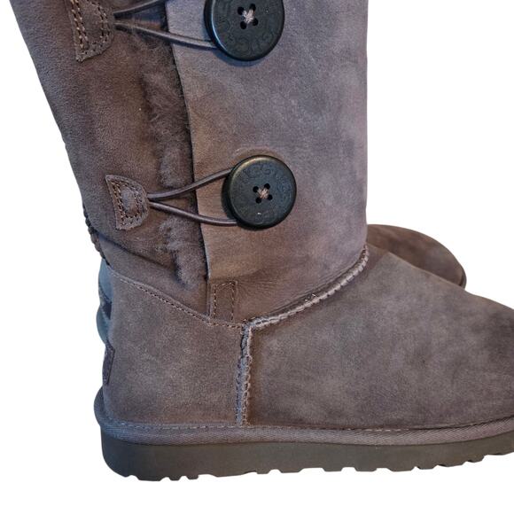 UGG Australia Baily Button Triplet Tall Boots in gray. Size 9 Suede Sheepskin - Picture 8 of 12